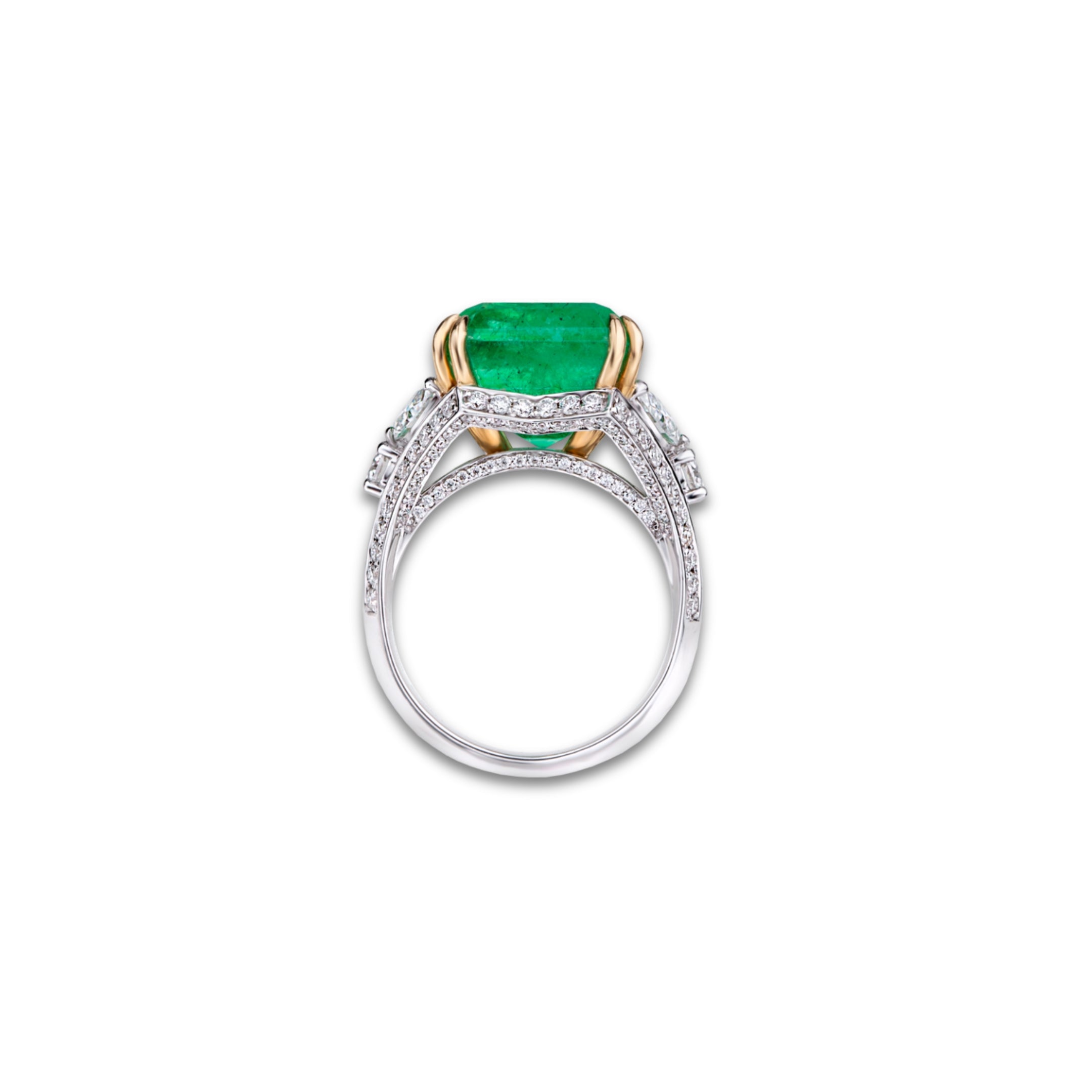 AURORA VERDE Colombian emerald ring by Just Brilliant – A breathtaking Colombian emerald set in a luxurious band, showcasing a rich green color and exquisite craftsmanship, perfect for those who appreciate timeless elegance.